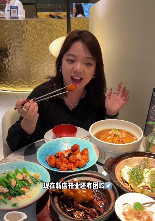 橘子天花板出装攻略最新（探索橘子天花板出装的奥秘，提升战斗力！）-第1张图片-游戏攻略港